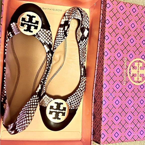 AUTHENTIC Tory BurchMinnie Cap Toe Ballet Snake print leather